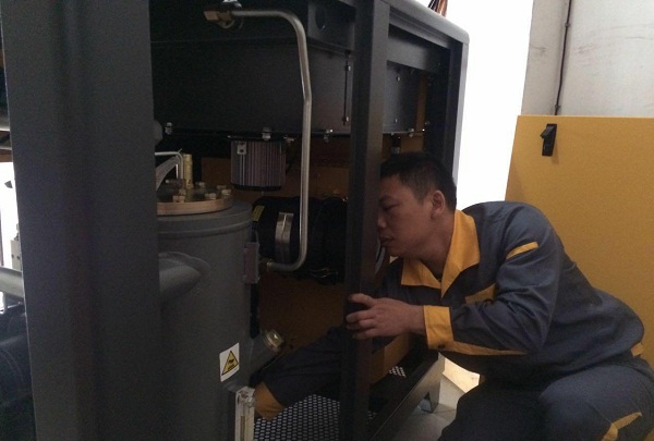 螺桿空壓機漏油不可忽視，預防診斷是關鍵！