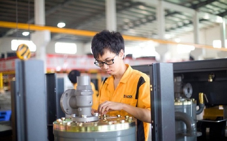 螺桿空壓機維修到底是采用哪種方式呢？